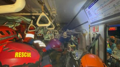 Kisah Tim SAR Evakuasi Korban Kecelakaan di Stasiun Bekasi Timur: Mereka Berhak Hidup