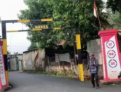 Truk Besar ‘Haram’ Melintasi Jalan Bengkong Mustikajaya