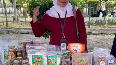 Dari Peyek Rumahan hingga Tepung Ayam Goreng, Usaha Jufriyah Terus Berkembang Bersama BRI