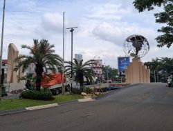 Tanjakan Grand Galaxy City Belum Juga Dibongkar