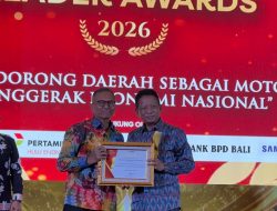 Wali Kota Bekasi Dianugerahi Penghargaan Top Regional Leader Awards 2026