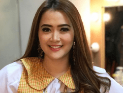 Vega Darwanti Kenang Detik-Detik Terakhir Sang Ibunda, Akui Terbangun karena Merasa Dicium Sebelum Sang Mama Berpulang
