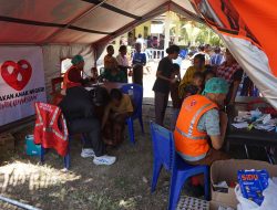 Pustu Nyaris Ambruk, Relawan GAN Periksa Kesehatan Ratusan Warga Kamubekha Terdampak Gempa NTT