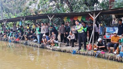 Mancing Bareng Ojol, Polres Metro Bekasi Kota Perkuat Kamtibmas