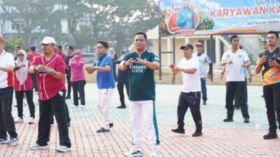 Plt Bupati Bekasi Pererat Kedekatan dengan Pegawai