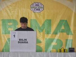 Cuma Dua Menit! Begini Cara Warga Lambangsari Mencoblos Secara Digital