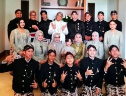 Tak Kuasa Menahan Air Mata, Andre Taulany Sampaikan Pesan Khusus untuk Dio, Kenzy, dan Lova