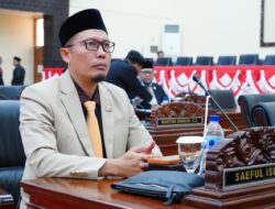 Paripurna Pemberhentian Bupati Bekasi Nonaktif Ade Kuswara Tunggu Putusan Inkrah