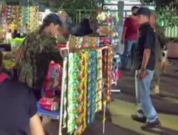 Sudah Dilarang, PKL Masih Nekat Jualan di Taman Plaza Patriot