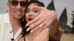 Selamat! Marion Jola Resmi Dilamar Sang Kekasih di Candi Prambanan