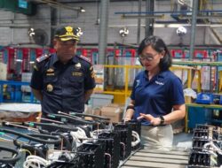 Membaca Tantangan Global, Menjaga Daya Saing Industri