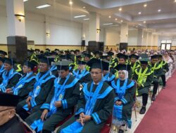 Wisuda 137 Mahasiswa, Rektor Institut Attaqwa KH. Noer Alie Tekankan Pentingnya Jadi Manusia Bermanfaat