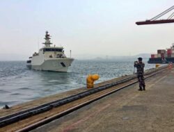 TNI AL Kerahkan Tiga Kapal Perang Cari Lima Jurnalis Hilang Kontak di Perairan Selat Sunda