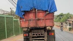 Truk Sampah Jakarta ke Bantargebang Pakai Terpal, Pelat Ada yang Kedaluwarsa, DPRD Bekasi Bereaksi