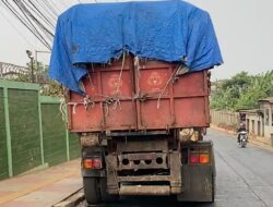 Truk Sampah Jakarta ke Bantargebang Pakai Terpal, Pelat Ada yang Kedaluwarsa, DPRD Bekasi Bereaksi