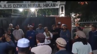 Diduga Hina Nabi, Warga Geruduk Kediaman Abah Setu di Cikarang