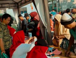 Warga Serbu Kantor Pengasinan, Ambil Beras 30 Kg