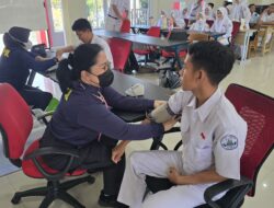 Antisipasi Dampak Abu Vulkanik Gunung Anak Krakatau, Polres Gelar Cek Kesehatan dan Berbagi Masker