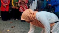 Kaum Ibu di Pengasinan Diajari Padamkan Api