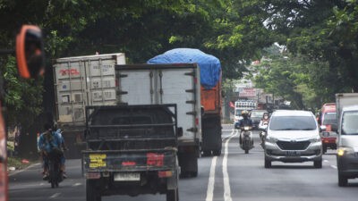 KDM Poles Jalan Narogong Kota Bekasi