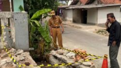 Jalan Gang H Kholid Bantargebang Ambles, DBMSDA Turun Tangan
