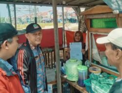 Jelang Penertiban, Penghuni Bangli di Jalan THB Raya Bekasi Diberi SP1