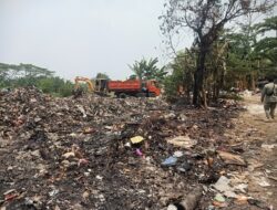 TPS Liar di Jakasetia Gerus Bibir Kali Bekasi, DLH Turun Tangan
