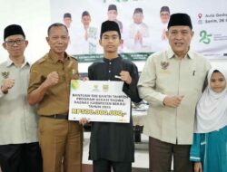 Ratusan Santri Tahfizh Terima Bantuan Program Bekasi Taqwa, Sekda Apresiasi Peran Baznas