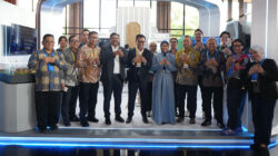 Kunjungi Booth TelkomGroup di BTW 2026, Menkomdigi Tinjau Peran NeutraDC bagi Kedaulatan Ekosistem AI Data Center