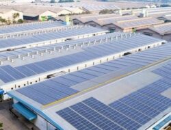 Tips Pasang Panel Surya di Pabrik Saat Produksi Tetap Berjalan