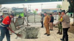 Pengendara Diminta Hati-hati Melintasi Jalan Cipendawa Baru