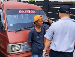 Angkot ‘Makan’ Jalan Setia Jatiwaringin, Dishub Turun Tangan
